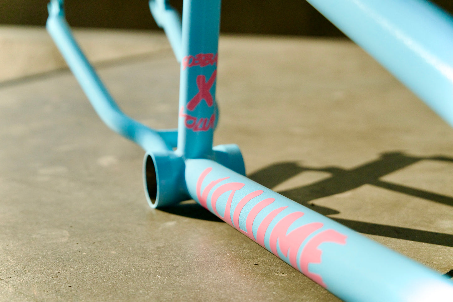 503 BMX x Volume - Voyager XL Frame Nuclear Blue